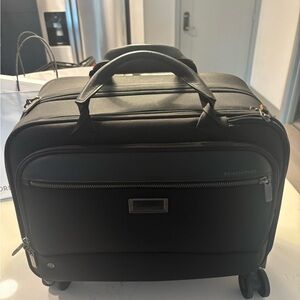 Briggs and Riley Medium Spinner Brief